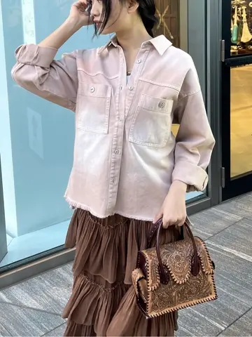 ORIGINATED IN GRACE CONTINENTAL Moe コーディネート画像