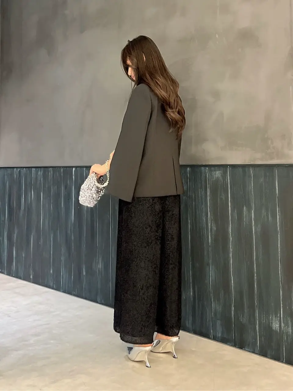 ORIGINATED IN GRACE CONTINENTAL Moe コーディネート画像