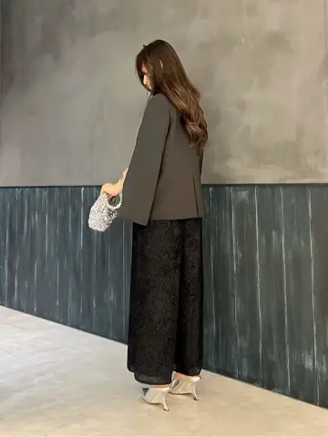 ORIGINATED IN GRACE CONTINENTAL Moe コーディネート画像