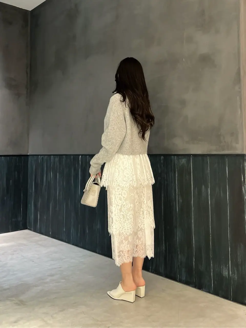 ORIGINATED IN GRACE CONTINENTAL Moe コーディネート画像