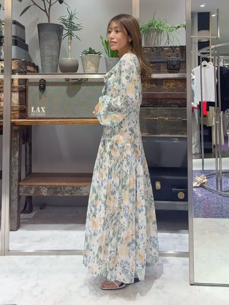 ORIGINATED IN GRACE CONTINENTAL yukimi yonee コーディネート画像