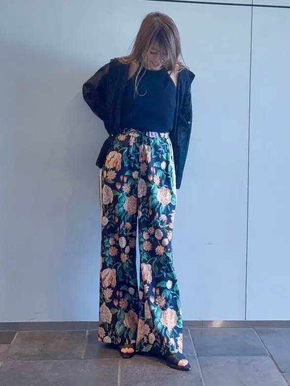 ORIGINATED IN GRACE CONTINENTAL yukimi yonee コーディネート画像