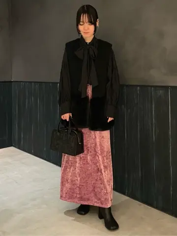 ORIGINATED IN GRACE CONTINENTAL 三浦　芙優 コーディネート画像