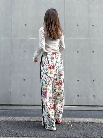 ORIGINATED IN GRACE CONTINENTAL yukimi yonee コーディネート画像