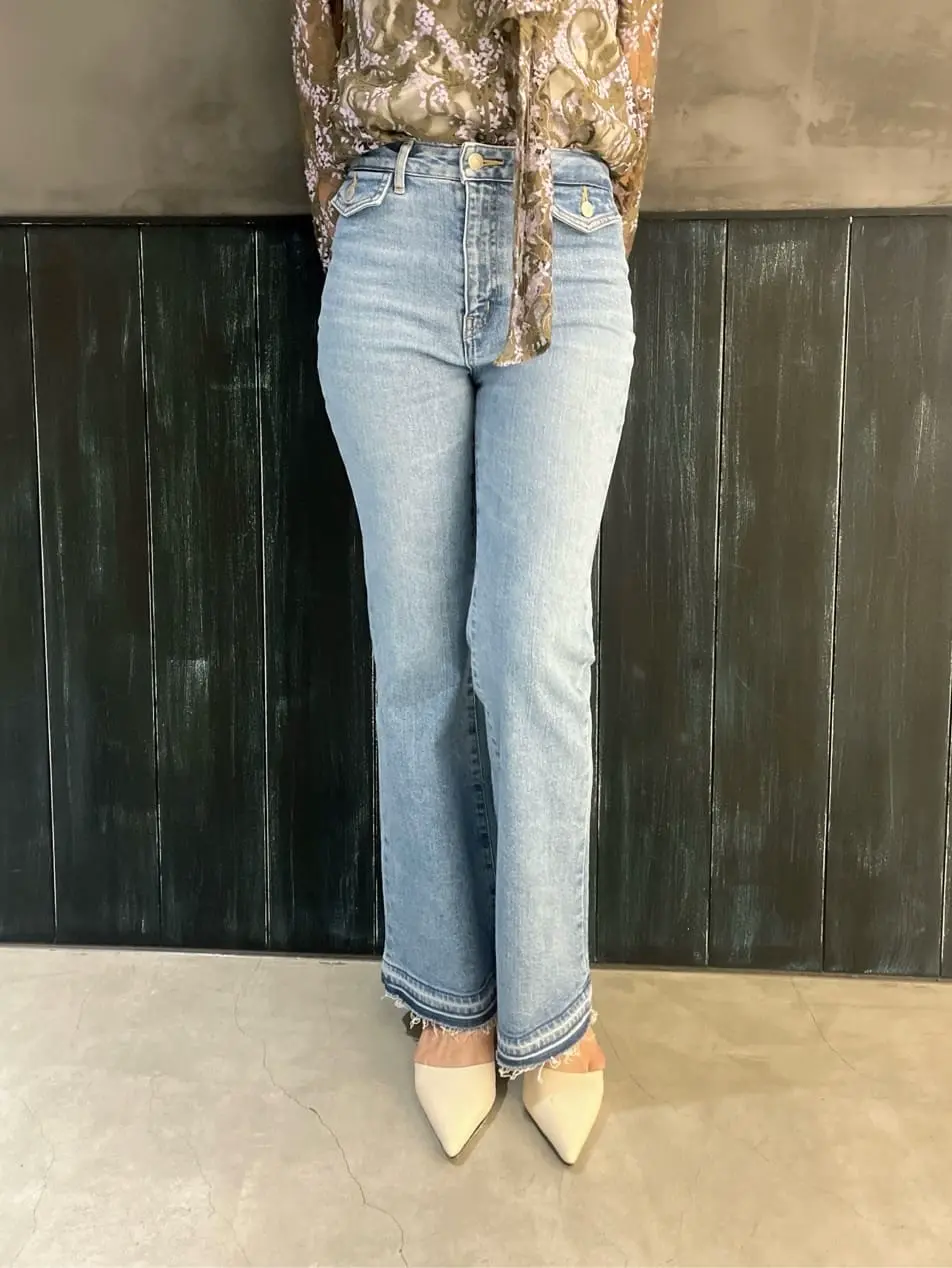 ORIGINATED IN GRACE CONTINENTAL Moe コーディネート画像