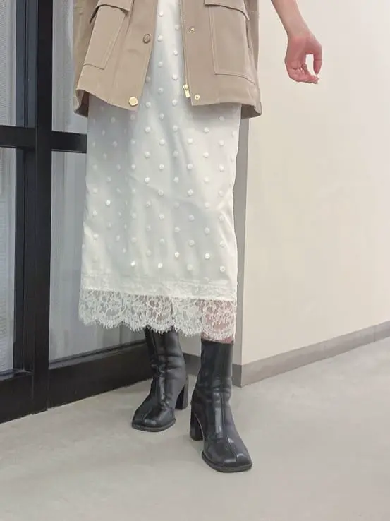 ORIGINATED IN GRACE CONTINENTAL yukimi yonee コーディネート画像