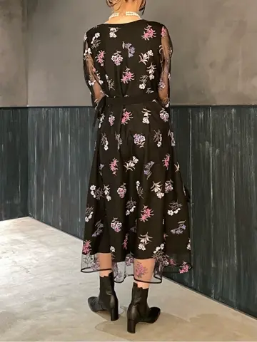 ORIGINATED IN GRACE CONTINENTAL 三浦　芙優 コーディネート画像