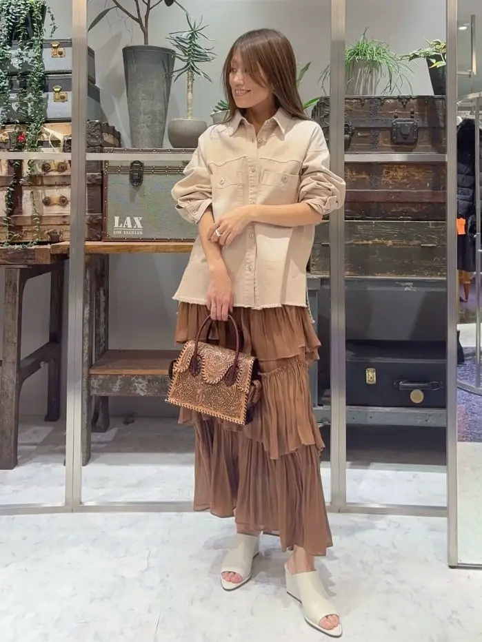 ORIGINATED IN GRACE CONTINENTAL yukimi yonee コーディネート画像