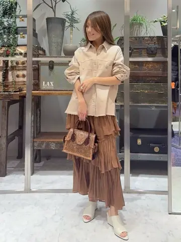 ORIGINATED IN GRACE CONTINENTAL yukimi yonee コーディネート画像