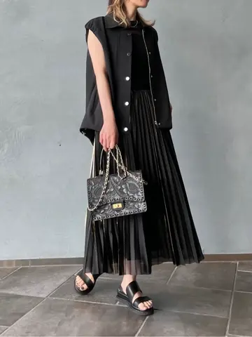 ORIGINATED IN GRACE CONTINENTAL 三浦　芙優 コーディネート画像