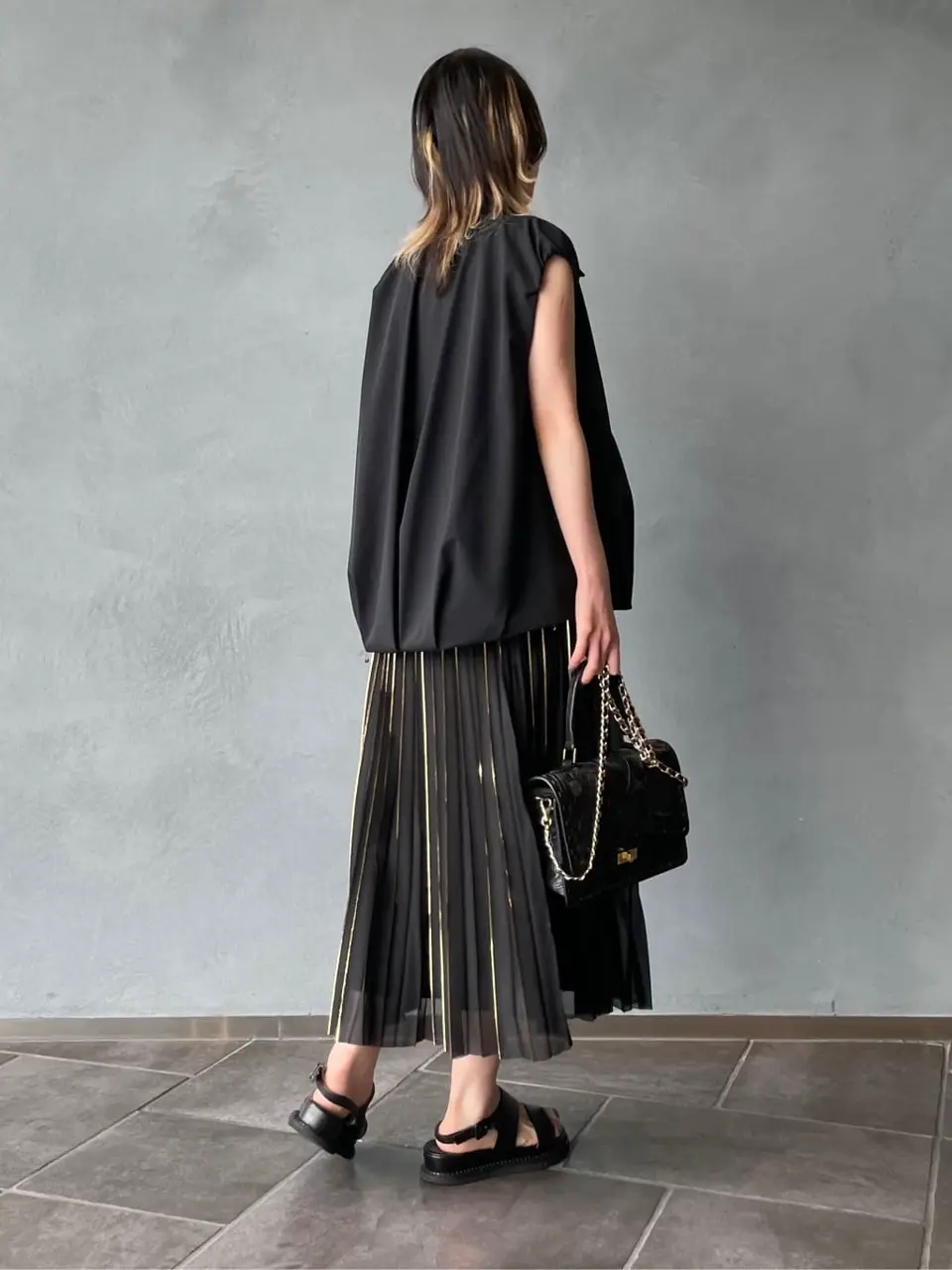 ORIGINATED IN GRACE CONTINENTAL 三浦　芙優 コーディネート画像