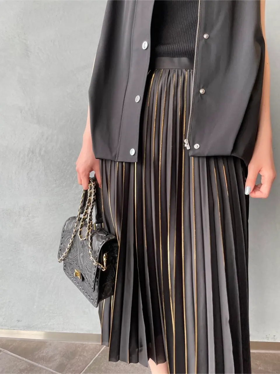 ORIGINATED IN GRACE CONTINENTAL 三浦　芙優 コーディネート画像