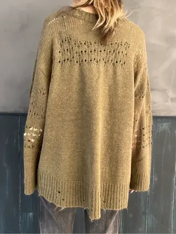 ORIGINATED IN GRACE CONTINENTAL 三浦　芙優 コーディネート画像