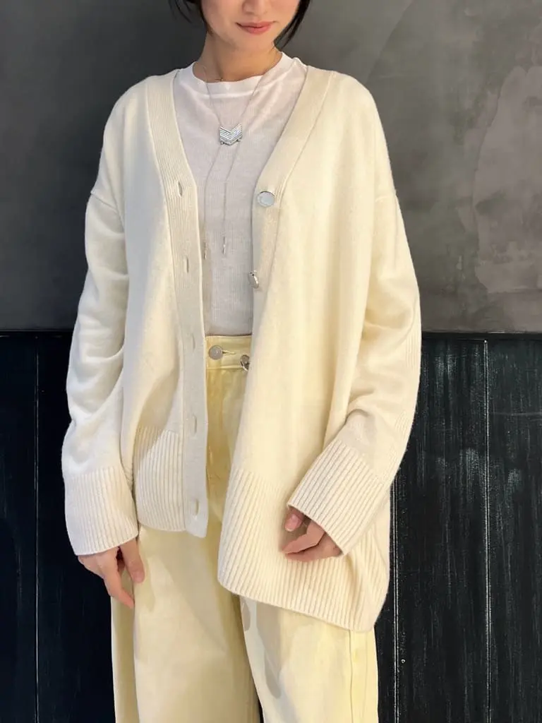 ORIGINATED IN GRACE CONTINENTAL Moe コーディネート画像