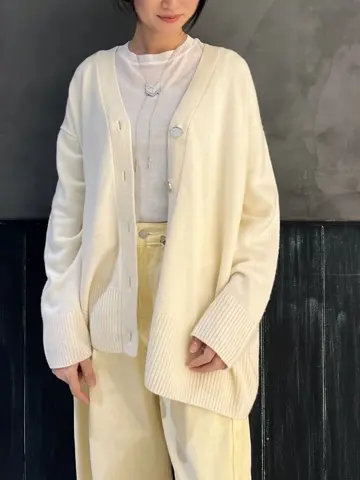 ORIGINATED IN GRACE CONTINENTAL Moe コーディネート画像