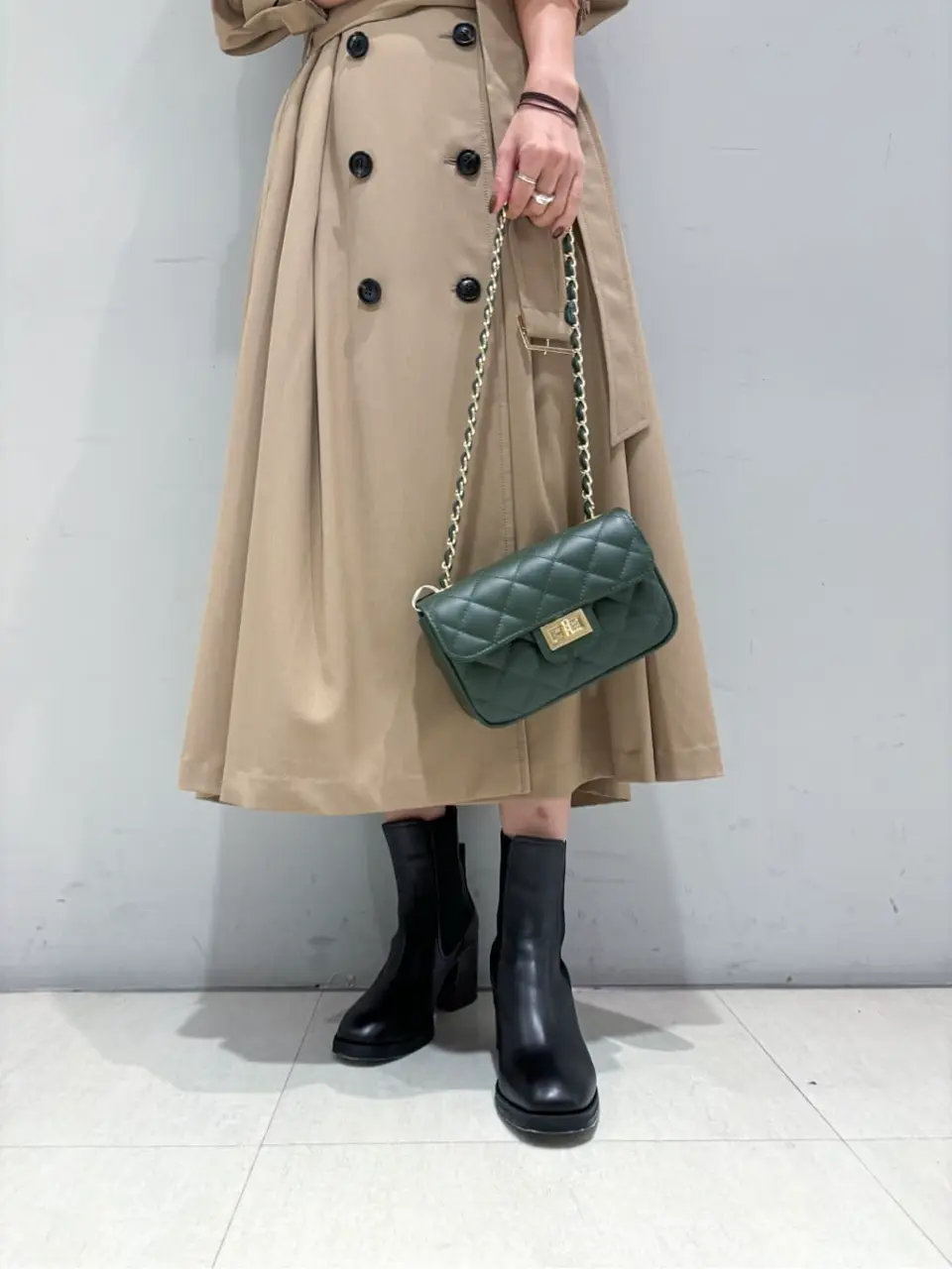 ORIGINATED IN GRACE CONTINENTAL yukimi yonee コーディネート画像