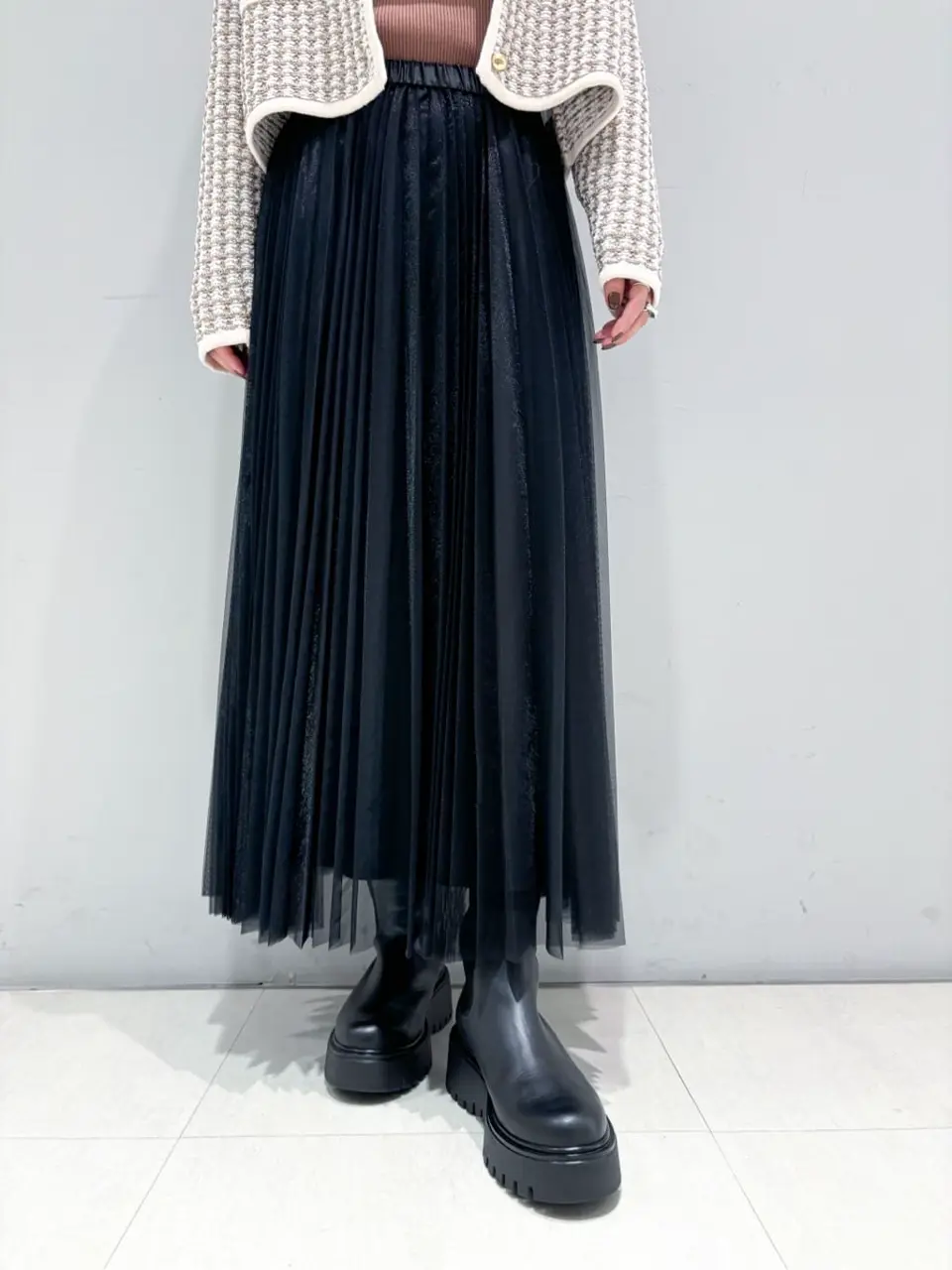 ORIGINATED IN GRACE CONTINENTAL yukimi yonee コーディネート画像