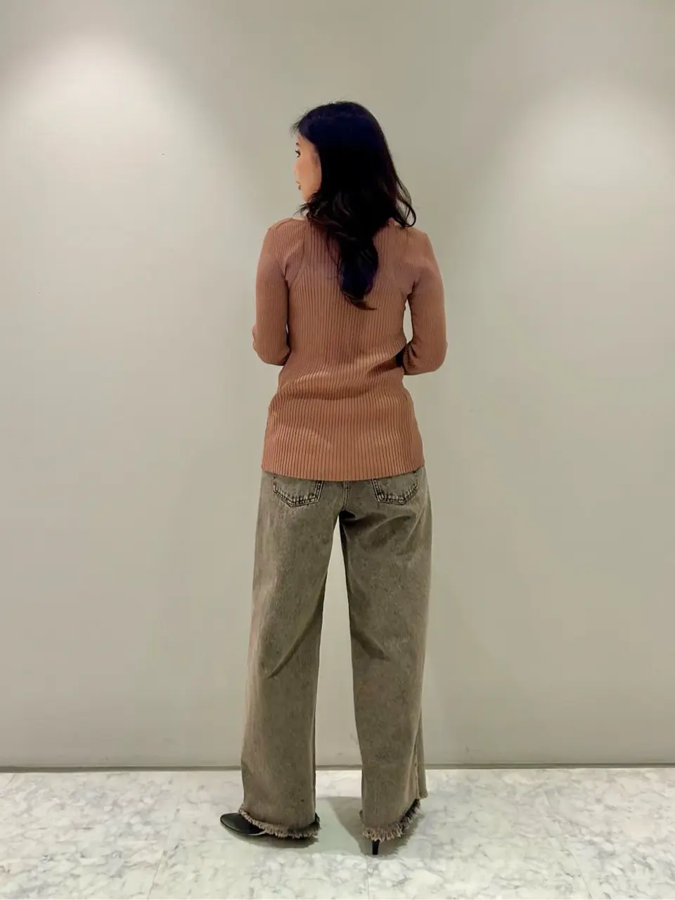 ORIGINATED IN GRACE CONTINENTAL 志田　悠 コーディネート画像