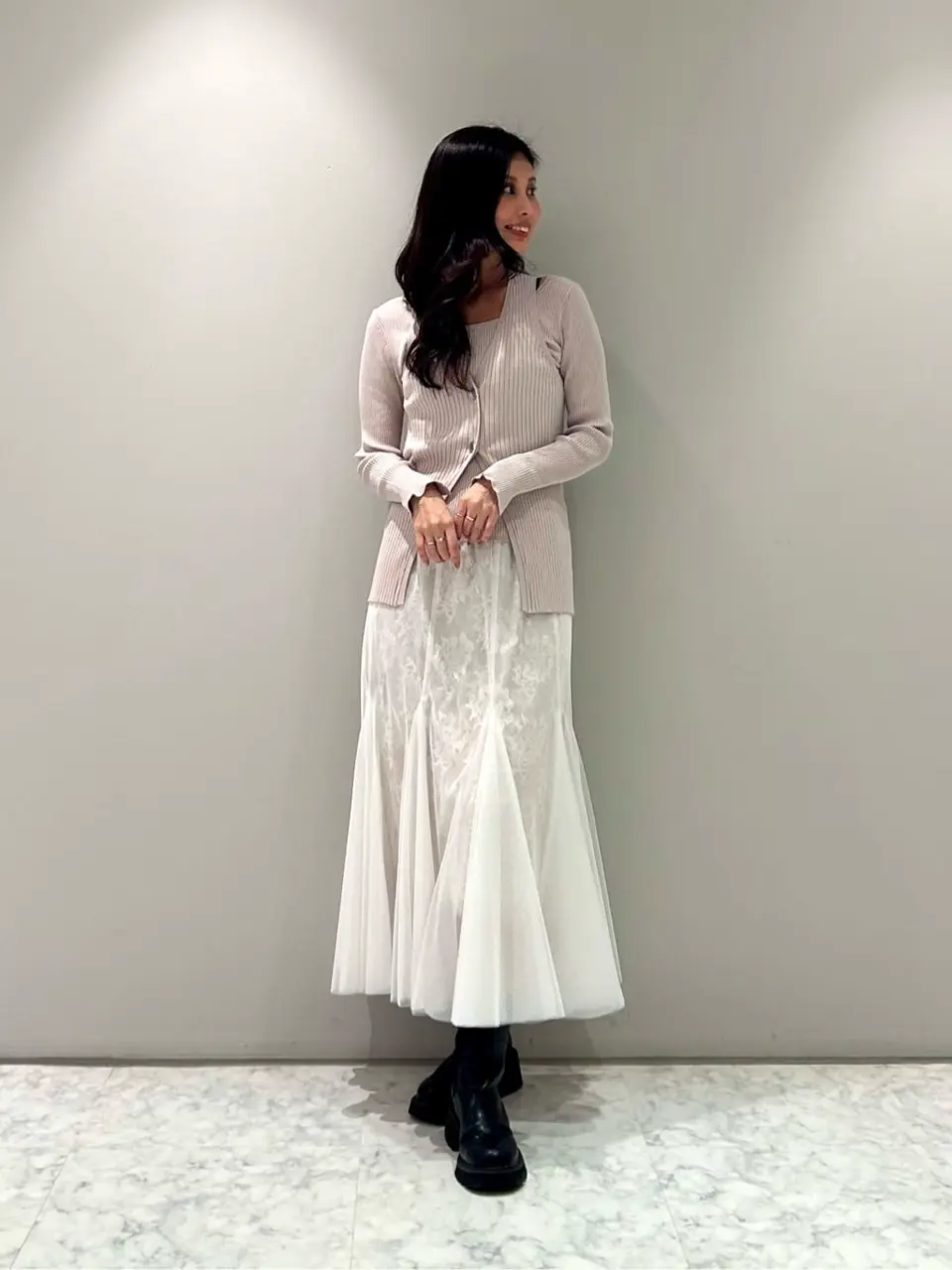 ORIGINATED IN GRACE CONTINENTAL 志田　悠 コーディネート画像