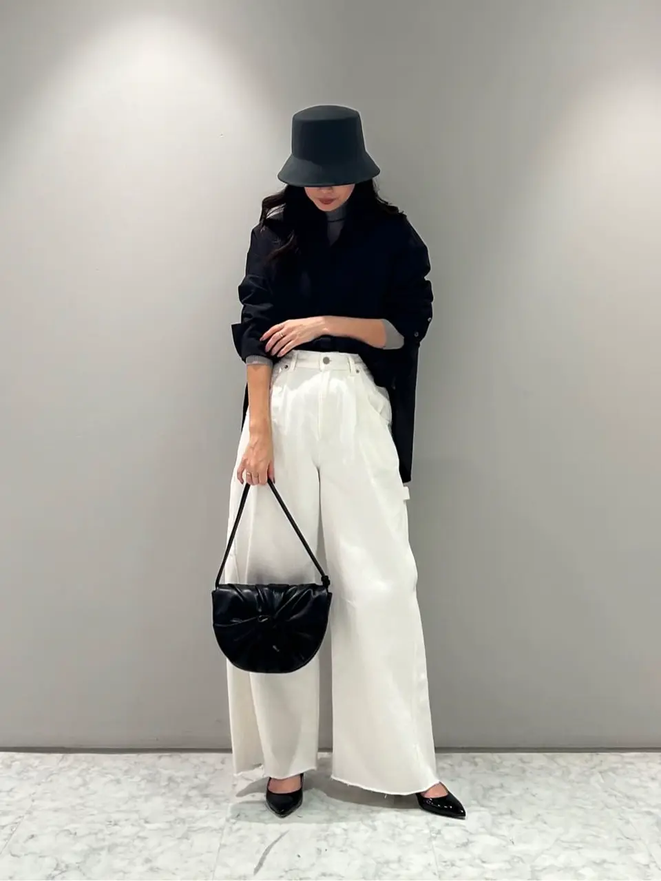 ORIGINATED IN GRACE CONTINENTAL 志田　悠 コーディネート画像