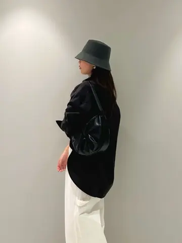 ORIGINATED IN GRACE CONTINENTAL 志田　悠 コーディネート画像