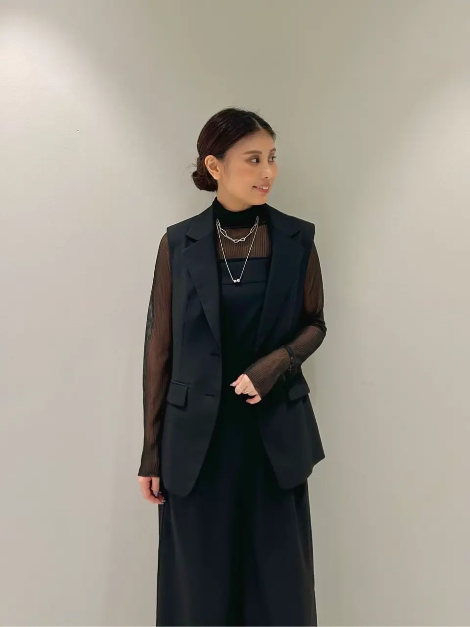 ORIGINATED IN GRACE CONTINENTAL 志田　悠 コーディネート画像