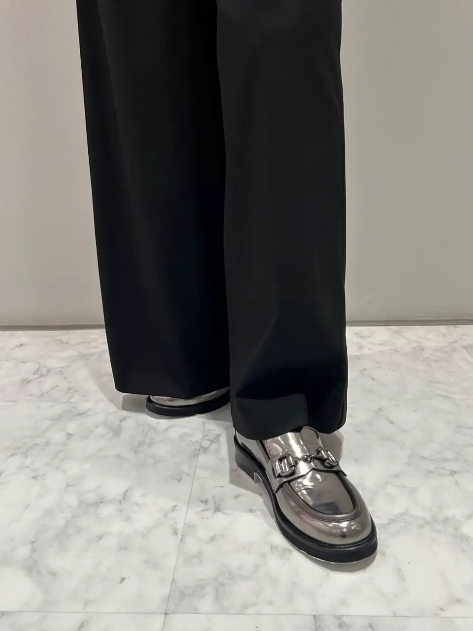 ORIGINATED IN GRACE CONTINENTAL 志田　悠 コーディネート画像