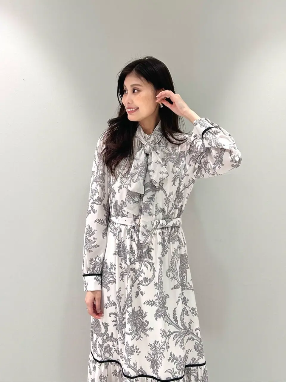 ORIGINATED IN GRACE CONTINENTAL 志田　悠 コーディネート画像