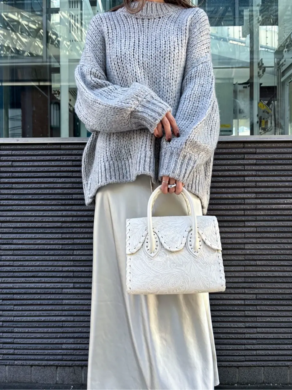 ORIGINATED IN GRACE CONTINENTAL yukimi yonee コーディネート画像