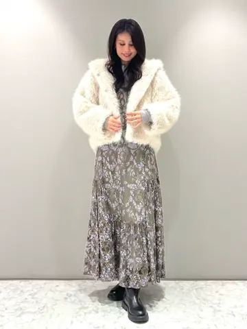 ORIGINATED IN GRACE CONTINENTAL 志田　悠 コーディネート画像