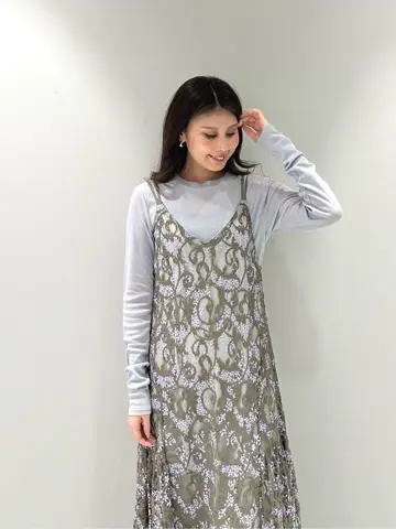 ORIGINATED IN GRACE CONTINENTAL 志田　悠 コーディネート画像