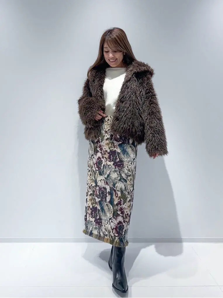 ORIGINATED IN GRACE CONTINENTAL yukimi yonee コーディネート画像