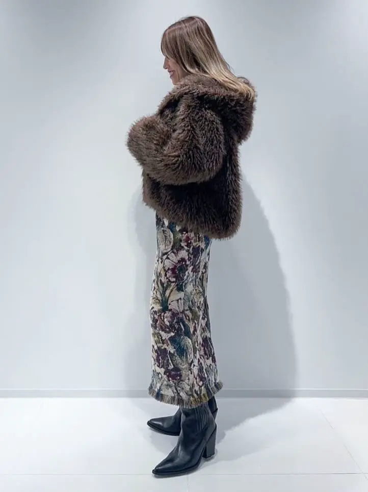 ORIGINATED IN GRACE CONTINENTAL yukimi yonee コーディネート画像