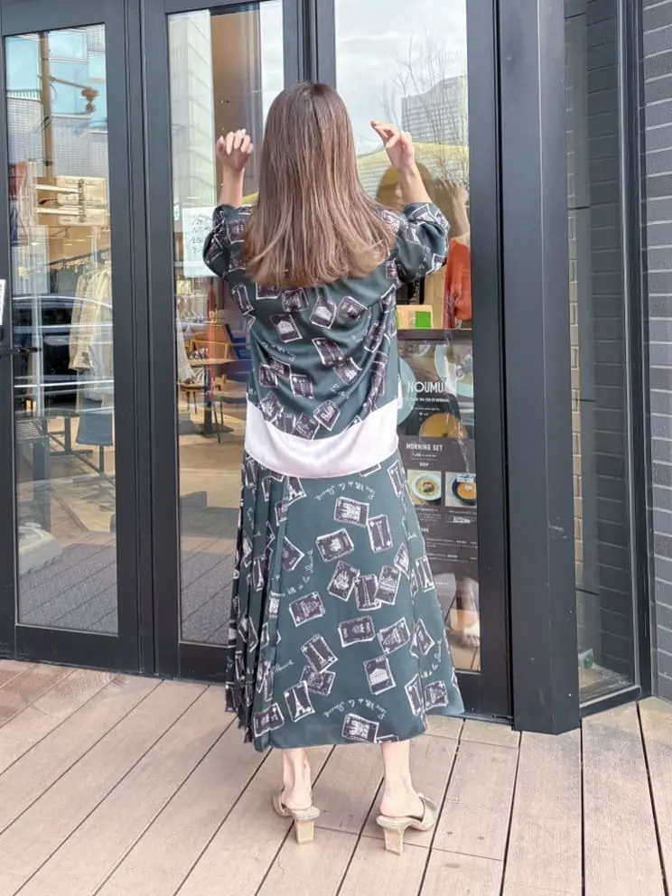 ORIGINATED IN GRACE CONTINENTAL yukimi yonee コーディネート画像