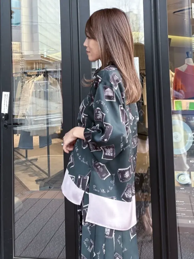 ORIGINATED IN GRACE CONTINENTAL yukimi yonee コーディネート画像