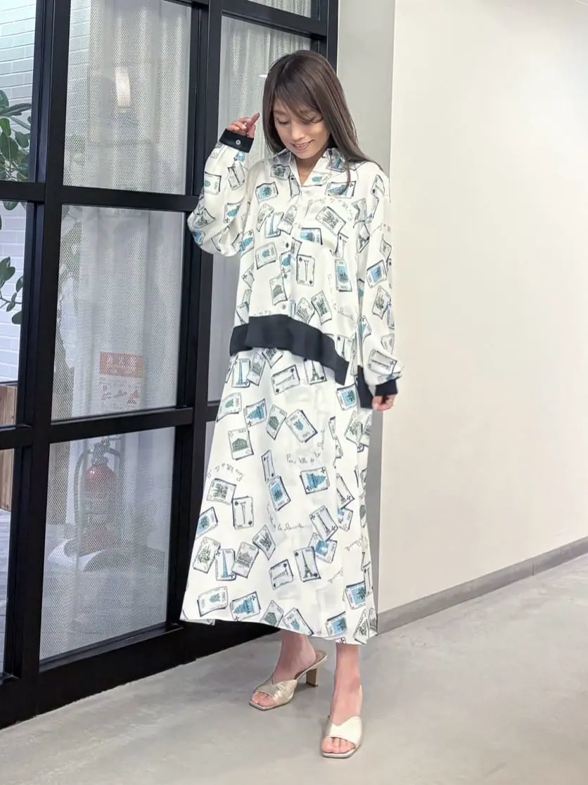 ORIGINATED IN GRACE CONTINENTAL yukimi yonee コーディネート画像