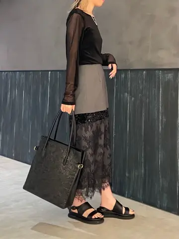 ORIGINATED IN GRACE CONTINENTAL 三浦　芙優 コーディネート画像