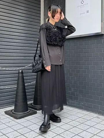 ORIGINATED IN GRACE CONTINENTAL 三浦　芙優 コーディネート画像