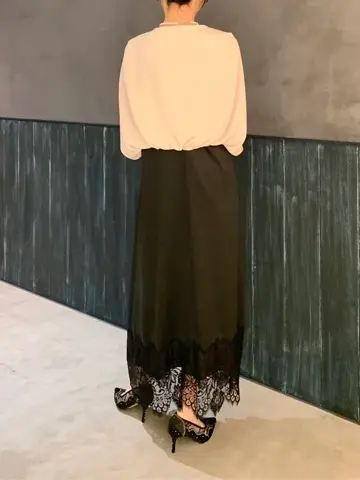 ORIGINATED IN GRACE CONTINENTAL 三浦　芙優 コーディネート画像