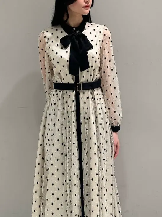 ORIGINATED IN GRACE CONTINENTAL 髙田　美衣 コーディネート画像