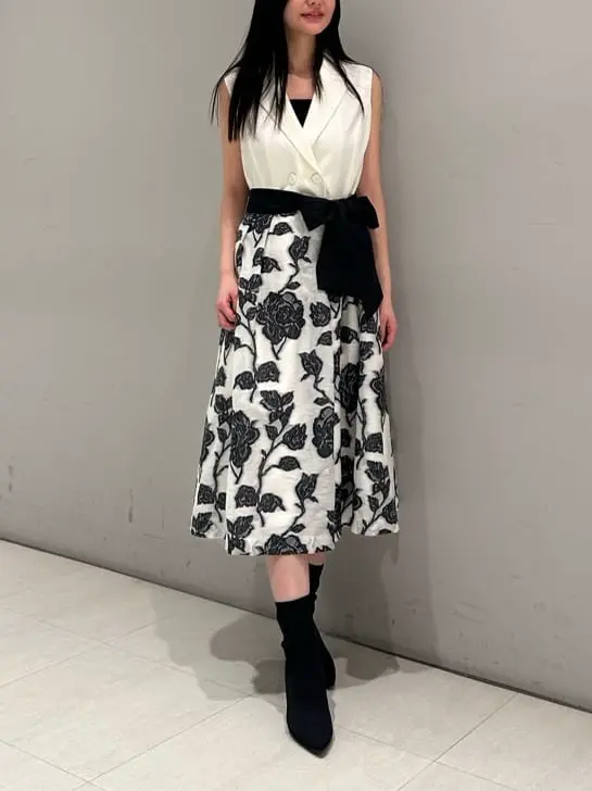 ORIGINATED IN GRACE CONTINENTAL 髙田　美衣 コーディネート画像