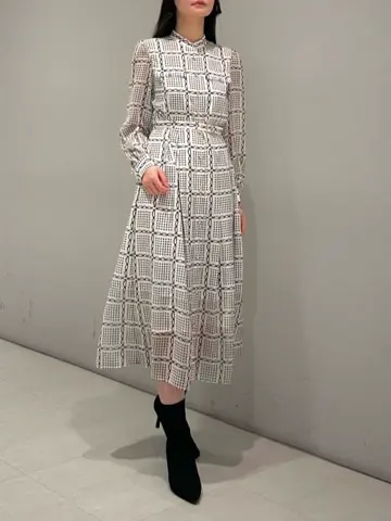 ORIGINATED IN GRACE CONTINENTAL 髙田　美衣 コーディネート画像