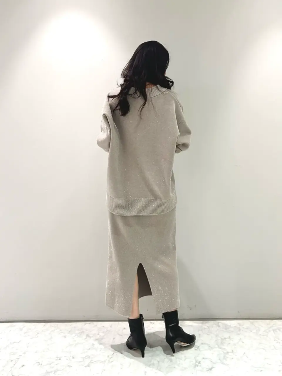 ORIGINATED IN GRACE CONTINENTAL 志田　悠 コーディネート画像