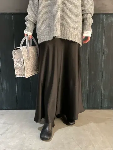 ORIGINATED IN GRACE CONTINENTAL 三浦　芙優 コーディネート画像