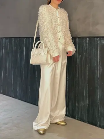 ORIGINATED IN GRACE CONTINENTAL 三浦　芙優 コーディネート画像