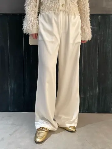 ORIGINATED IN GRACE CONTINENTAL 三浦　芙優 コーディネート画像