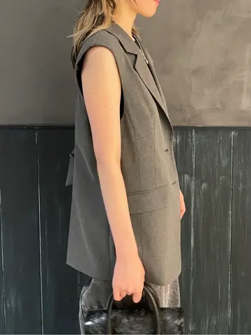 ORIGINATED IN GRACE CONTINENTAL 三浦　芙優 コーディネート画像