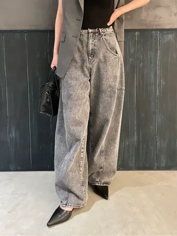 ORIGINATED IN GRACE CONTINENTAL 三浦　芙優 コーディネート画像