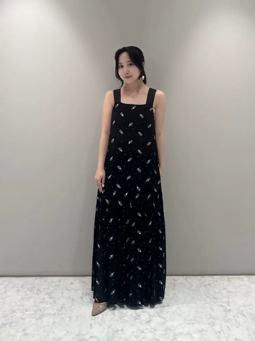 GRACE CONTINENTAL ノースリーブドレス フラワー刺繍ノースリーブワンピース / GRACE CONTINENTAL