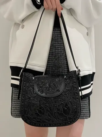 ORIGINATED IN GRACE CONTINENTAL 三浦　芙優 コーディネート画像